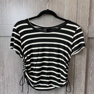 Like New Aqua by Bloomingdale’s Striped Tee with Ruching